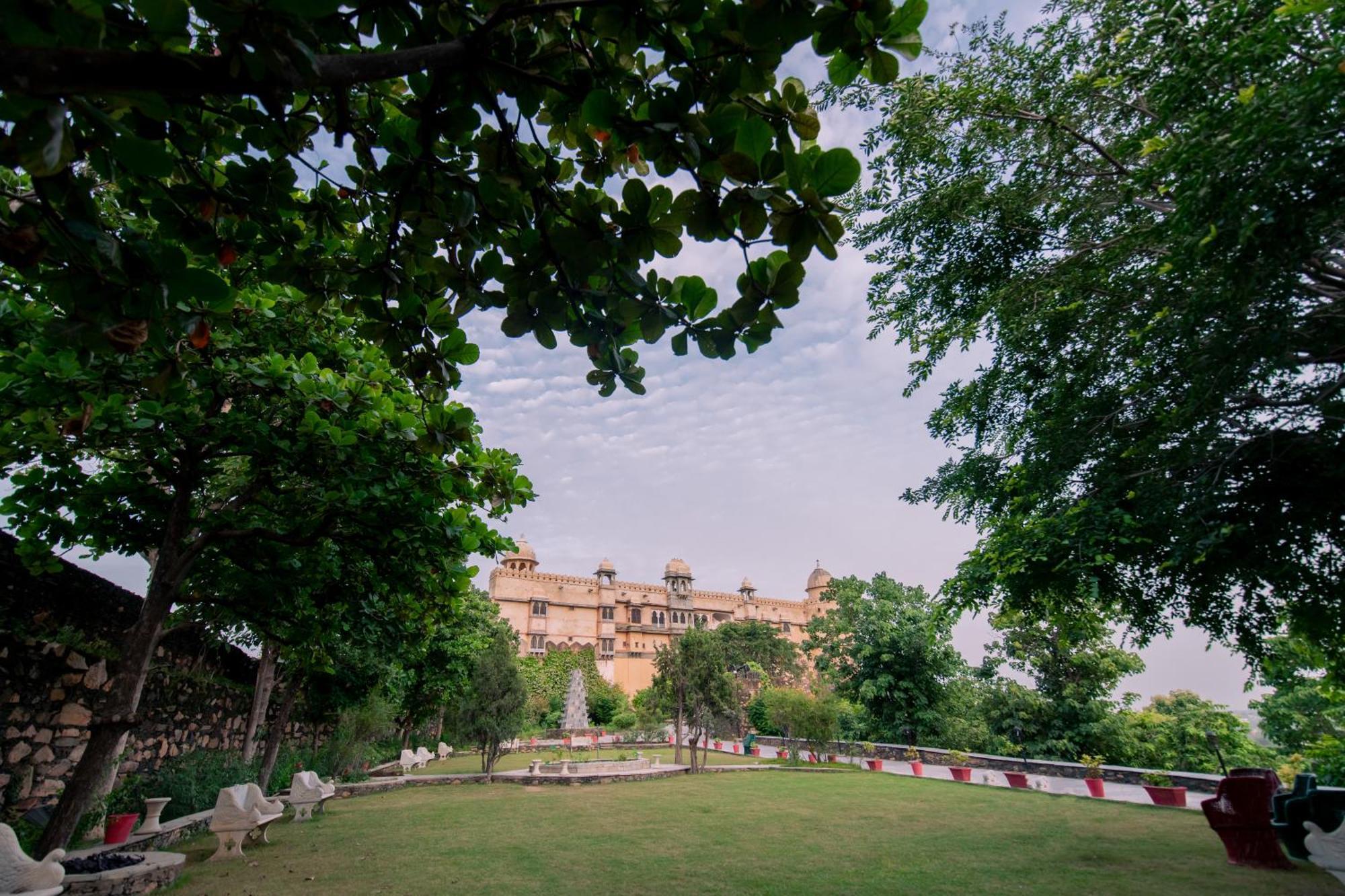 The Fern Bambora Fort, Bambora, Udaipur Bagian luar foto